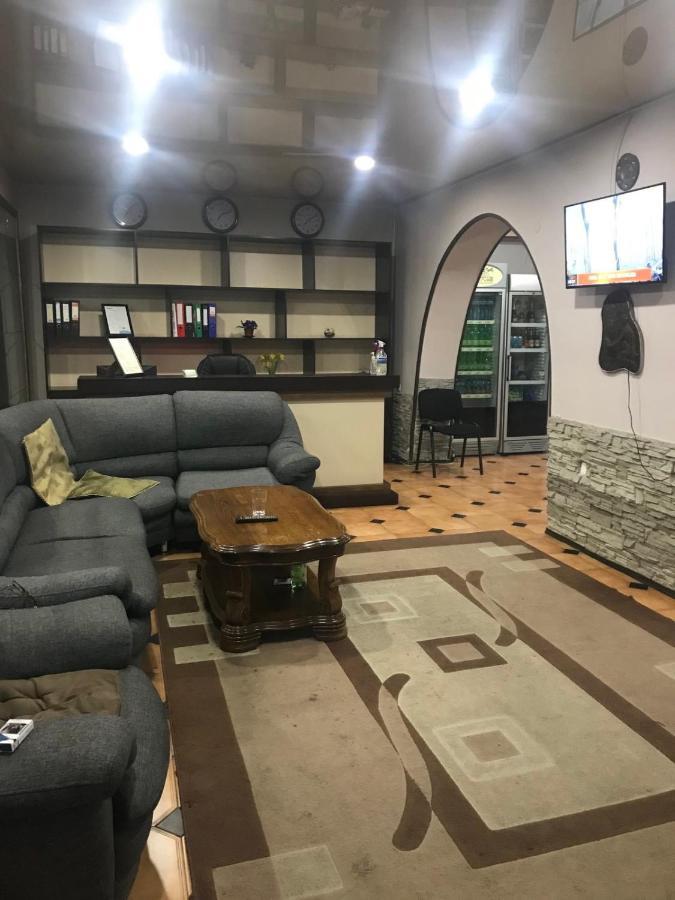 Hotel Era Tbilisi Ngoại thất bức ảnh