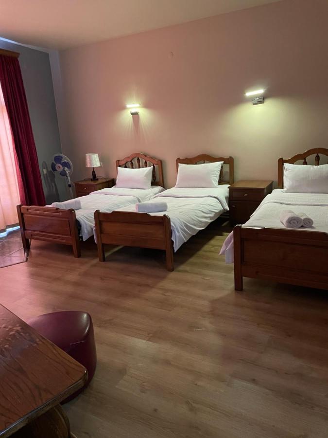 Hotel Era Tbilisi Ngoại thất bức ảnh